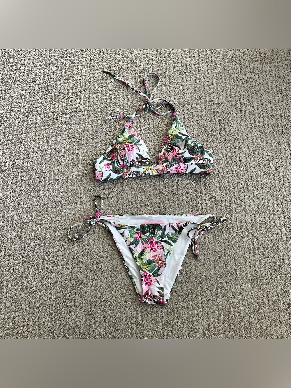 Victoria's Secret Floral 2pc Bikini set bathing suit w/Pink and Green Accent